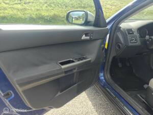 Immagine 16/31 di Volvo V50 1.6 (2007)