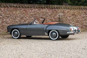 Image 41/50 of Mercedes-Benz 190 SL (1960)