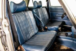 Afbeelding 19/50 van Mercedes-Benz 240 D (1976)
