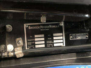 Bild 21/37 von BMW 503 (1956)