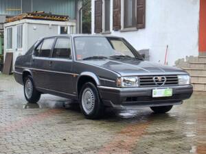 Bild 29/38 von Alfa Romeo 90 2.0 V6 Super (1985)