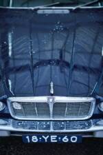 Image 2/26 de Jaguar XJ 6 L 4.2 (1976)