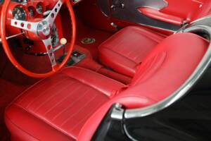 Image 32/50 de Chevrolet Corvette (1959)