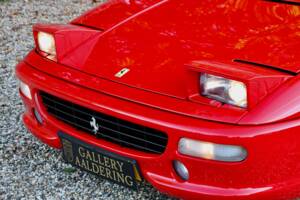 Immagine 30/50 di Ferrari F 355 Berlinetta (1996)
