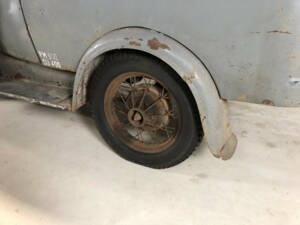 Image 3/29 of Ford Model A (1932)