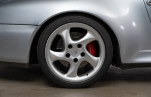 Image 9/32 de Porsche 911 Carrera 4S (1998)