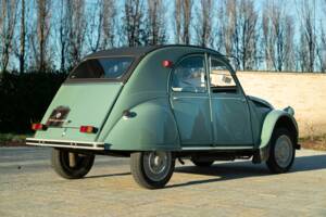 Image 7/41 de Citroën 2 CV (1963)