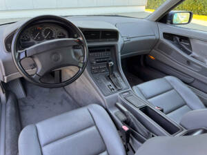 Image 37/69 of BMW 850i (1993)