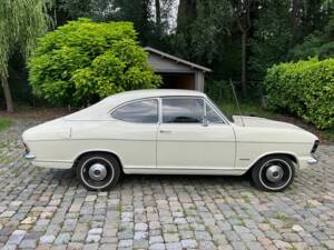 Image 1/21 de Opel Olympia 1100 SR (1970)