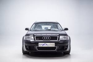 Bild 2/34 von Audi RS6 Avant (2004)