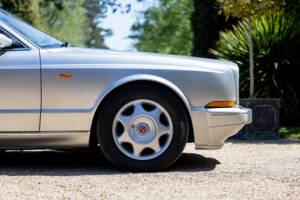 Image 32/50 of Bentley Continental R (1997)