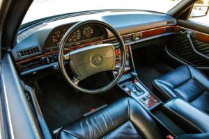Image 6/21 of Mercedes-Benz 500 SEL (1990)