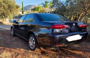 Image 37/50 de Alfa Romeo 166 2.5i V6 24V (2001)