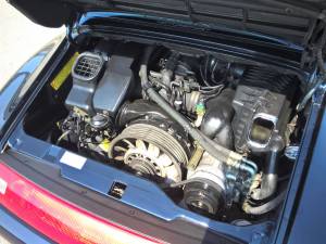 Immagine 5/20 di Porsche 911 Carrera (1995)