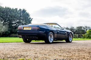 Image 16/50 of Aston Martin Virage Volante (1997)