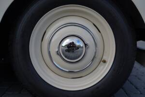 Image 43/50 of Jaguar XK 120 OTS (1950)