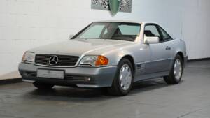 Image 35/51 of Mercedes-Benz 500 SL (1992)