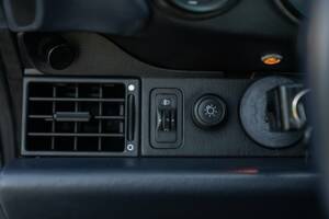 Immagine 47/50 di Porsche 911 Carrera 4S (1996)