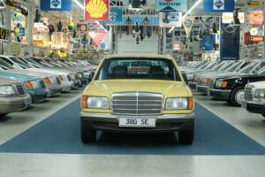 Bild 6/50 von Mercedes-Benz 380 SE (1983)
