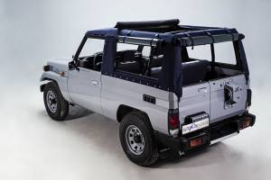 Image 13/27 de Toyota Land Cruiser BJ73 (1991)