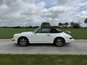 Image 11/62 of Porsche 911 Carrera 2 (1990)