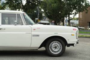 Image 21/50 of Mercedes-Benz 220 S b (1967)