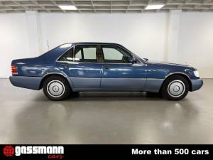 Image 5/15 of Mercedes-Benz 300 SE (1991)