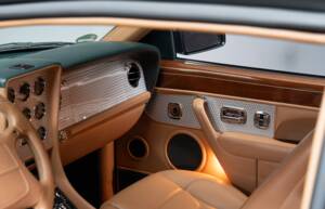 Image 28/43 of Bentley Continental T (1997)