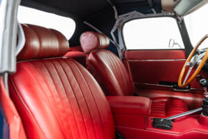 Image 19/36 of Jaguar E-Type (1969)