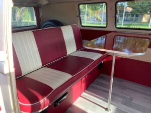 Afbeelding 5/8 van Volkswagen T2a Kombi (1967)