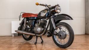 Image 2/11 de MZ ES 250/1-Superelastic (1966)