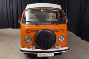 Image 2/59 of Volkswagen T2b Westfalia (1973)