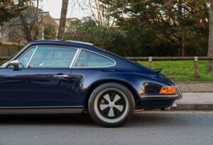 Image 12/34 of Porsche 911 Singer (2023)