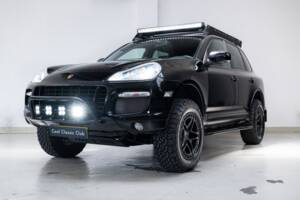 Bild 1/38 von Porsche Cayenne Turbo (2007)