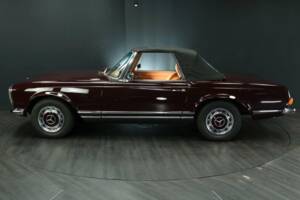 Bild 41/50 von Mercedes-Benz 280 SL (1971)
