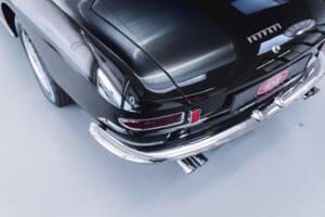 Image 76/100 of Ferrari 330 GT 2+2 (1965)