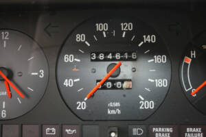 Immagine 7/14 di Volvo 245 GL D (1981)