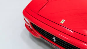 Bild 17/39 von Ferrari F 355 Berlinetta (1997)