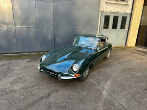 Bild 1/15 von Jaguar E-Type 4.2 (1967)