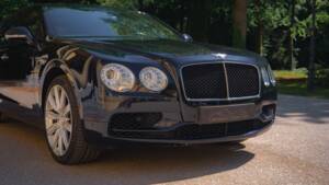Immagine 57/68 di Bentley Flying Spur V8 S (2017)