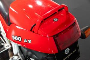 Imagen 21/50 de Ducati DUMMY (1991)