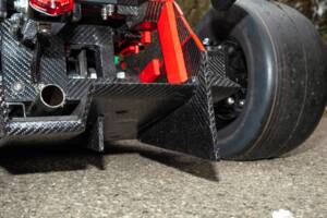 Image 69/85 of Ferrari 641 (1990)