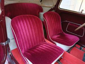 Bild 47/50 von FIAT 500 C Topolino (1951)