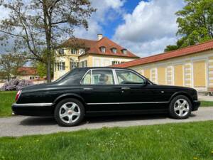 Image 8/64 of Bentley Arnage Red Label (2004)