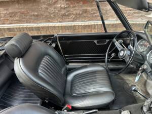Image 34/63 of Alfa Romeo Spider 1300 Junior (1970)