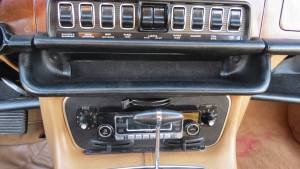 Afbeelding 28/50 van Jaguar XJ 12 (1973)