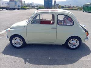 Image 8/26 of FIAT 500 F (1970)