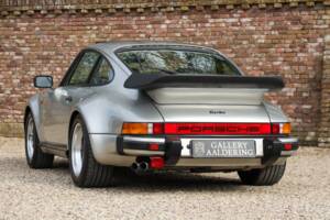 Afbeelding 2/50 van Porsche 911 Turbo 3.3 (1983)