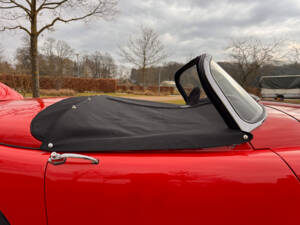 Image 28/77 de Jaguar XK 150 3.4 S OTS (1958)