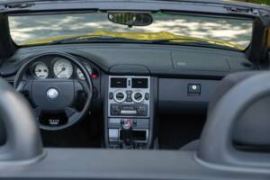 Immagine 16/50 di Mercedes-Benz SLK 200 (1997)